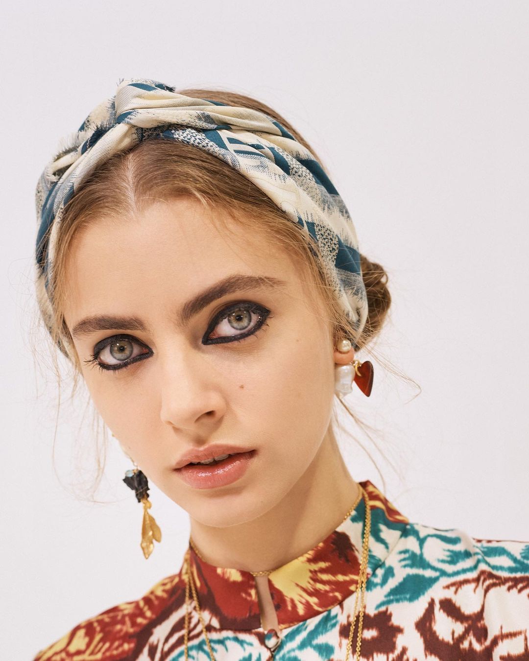 Model showing thick back eyeliner look