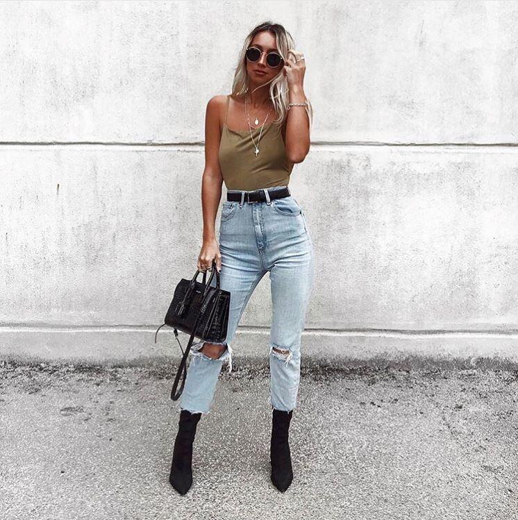 An image of instagram influencer Emily Cocklin